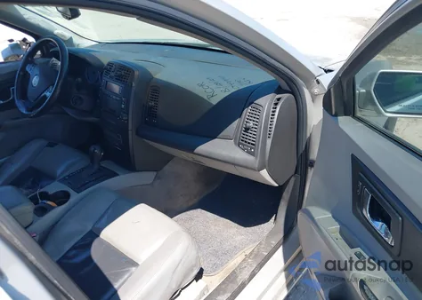 2005 Cadillac Cts Standard z USA, uszkodzony, nr VIN 1G6DP567350158597